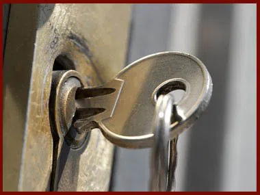 Locksmith Lock Store North Chicago, IL 847-480-6871 Locksmith Lock Store North Chicago, IL 847-480-6871 - 2-lock-and-key